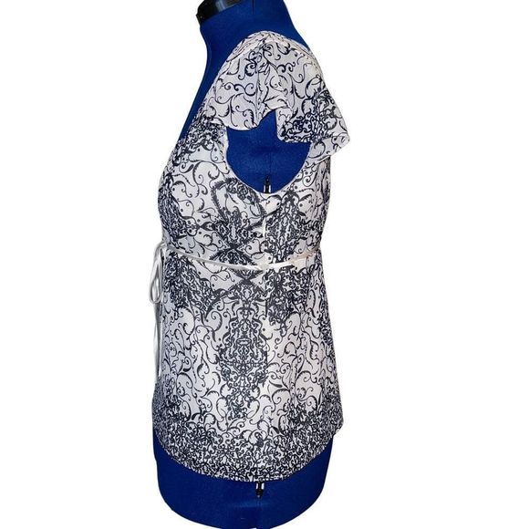 Antonio Melani Women's White/Black Short Sleeve Aline top size 12 - Picture 3 of 10